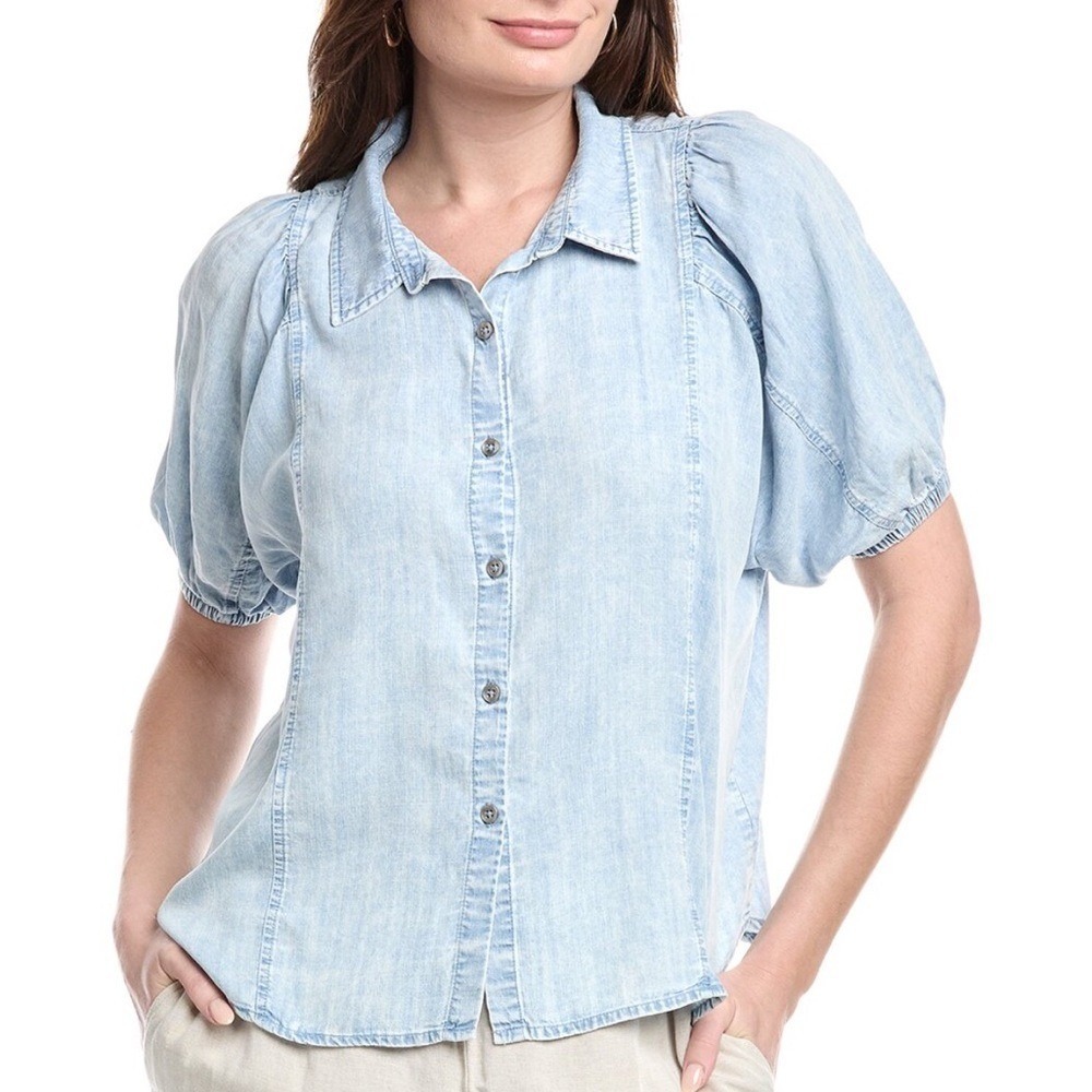 Splendid light denim blouse small New